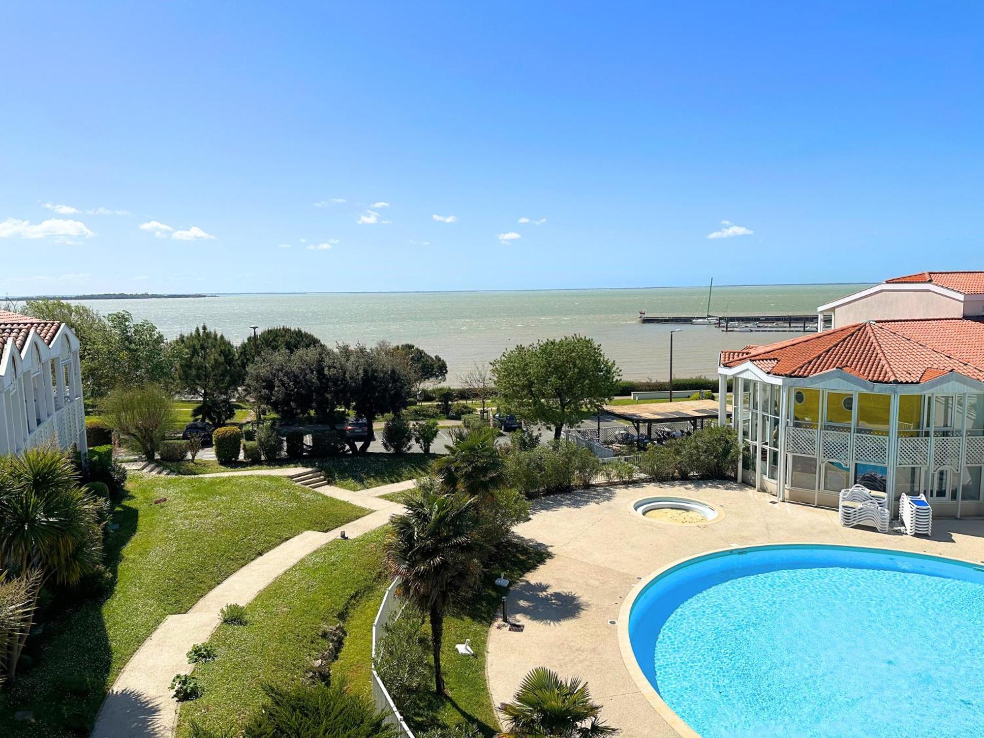 Vue Mer Et Piscine, Avec Balcon - 1 Min De La Plage Fouras Zewnętrze zdjęcie